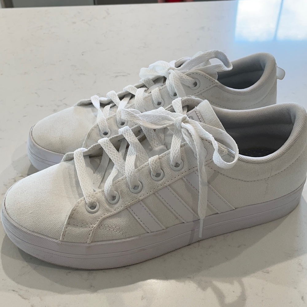 Adidas Bravada Sneakers